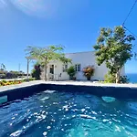 Casa Aura, Increibles Vistas Al Mar Y Piscina Privada بيت للعطل *