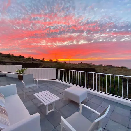 Casa Aura, Increibles Vistas Al Mar Y Piscina Privada 度假居 *